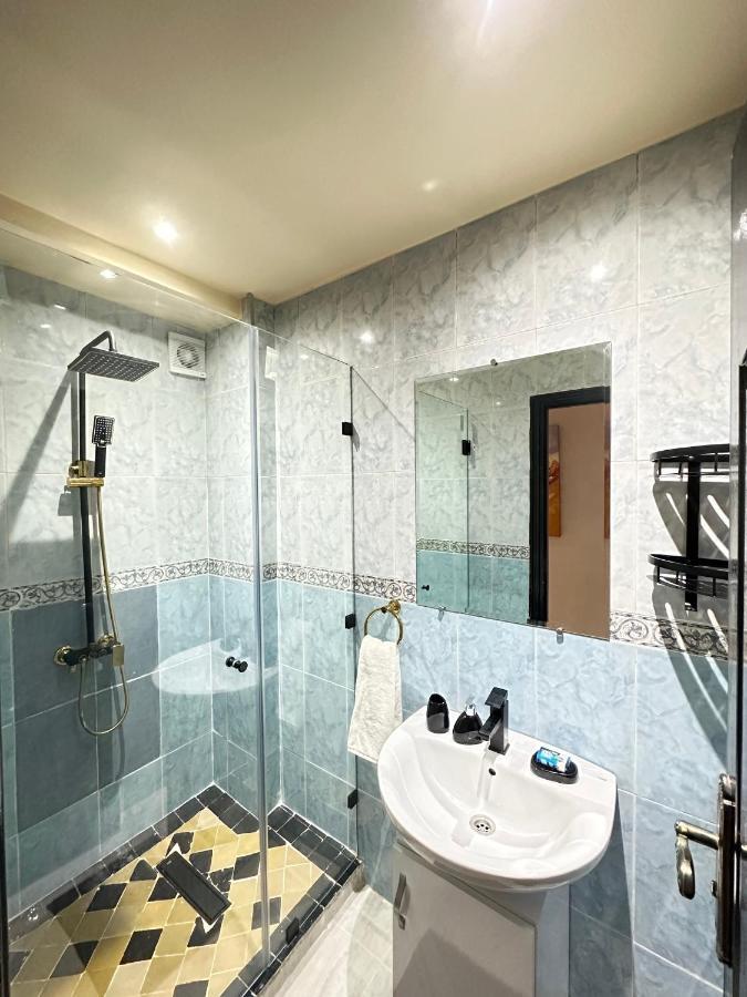 Modern Gueliz 2 Bedroom Apartment Марракеш Экстерьер фото